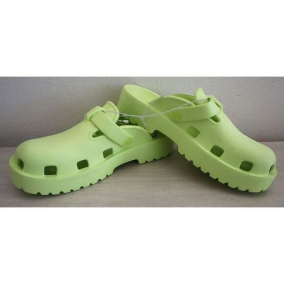 Free People Women's Sz 40 US 9 Lime Green Karlie Buckle Slip-On Clogs - Picture 1 of 7